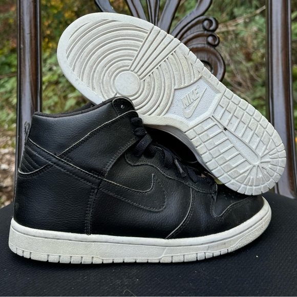 Nike Dunk High GS 'Black' Women's Size 7. (5.5Y) - Picture 8 of 8